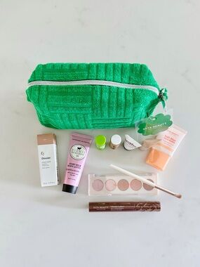 Ulta Beauty Green Terrycloth Stuffed Cosmetic & Make-Up BUNDLE, Travel Go Bag
